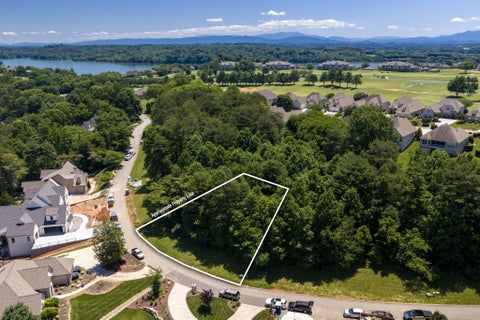 Photo of 646 Sandpiper Drive, Vonore, TN 37885 (MLS # 1535930)