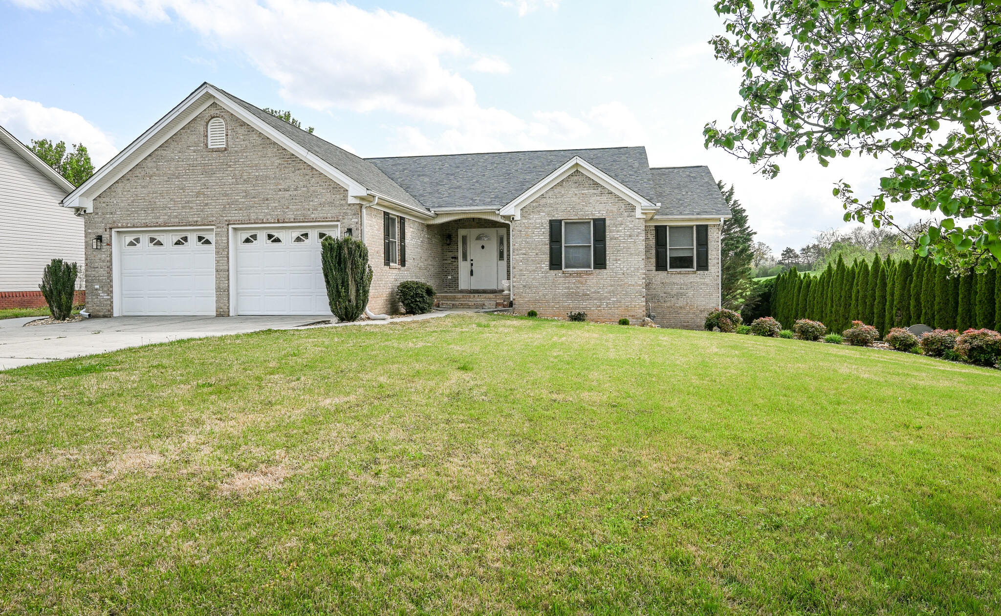 202 Mulberry Lane, Cleveland, Tennessee image 1