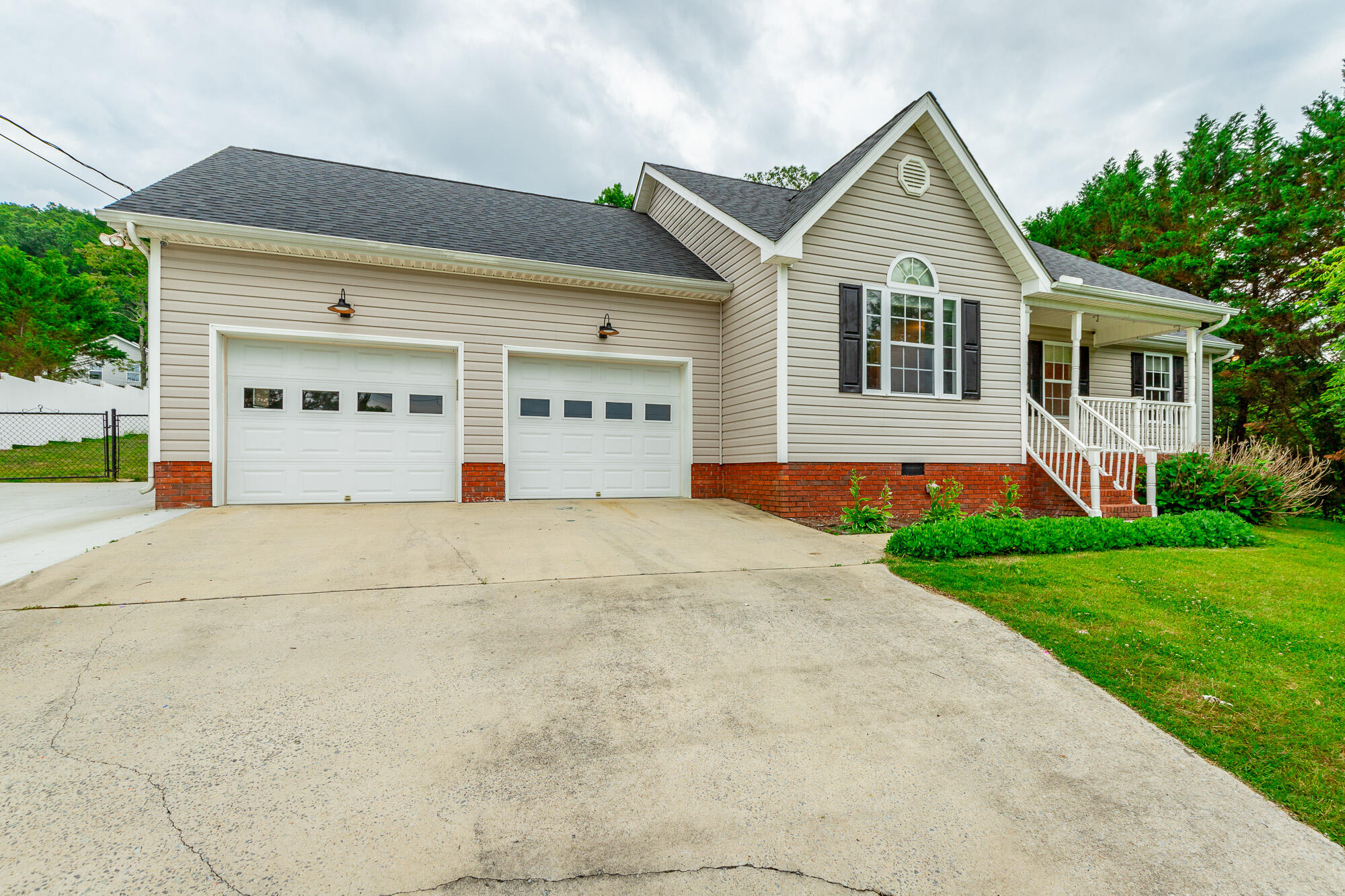 1092 Beaumont Road