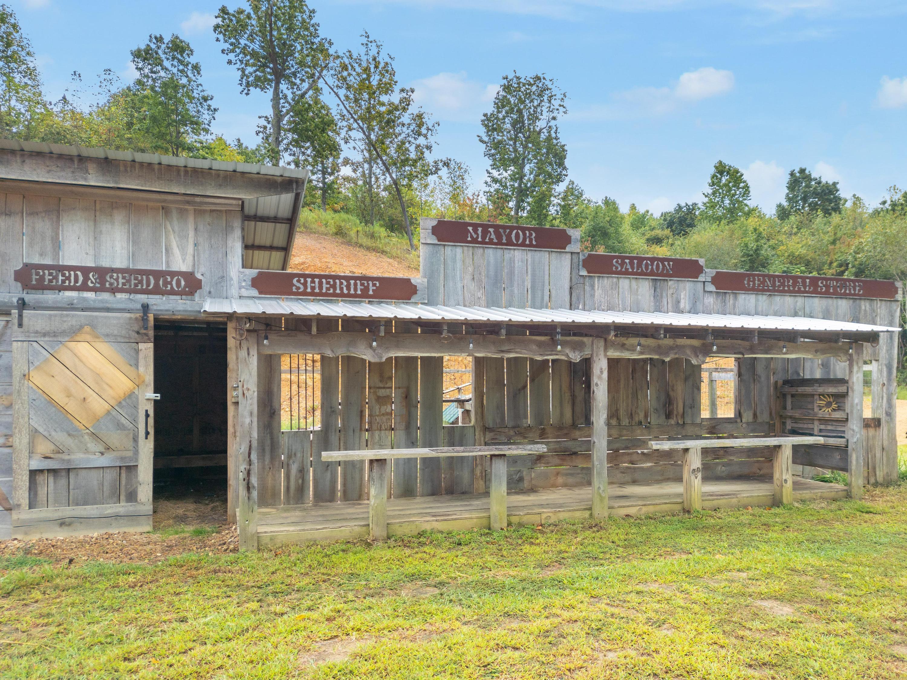 Trenton, Georgia 30752, United States, 5 Bedrooms Bedrooms, ,5 BathroomsBathrooms,Residential,Active,214862