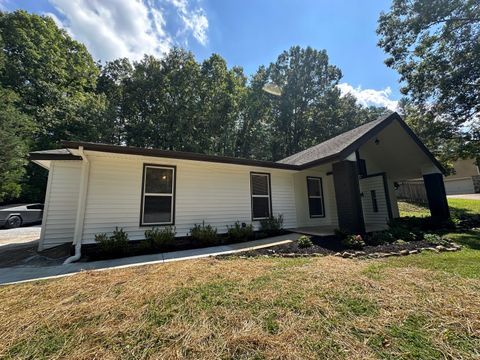 Photo of 9506 Fuller Road, Chattanooga, TN 37421 (MLS # 1535083)