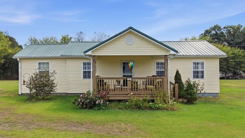 Photo of 71 Oak Avenue, Trenton, GA 30752 (MLS # 1544409)