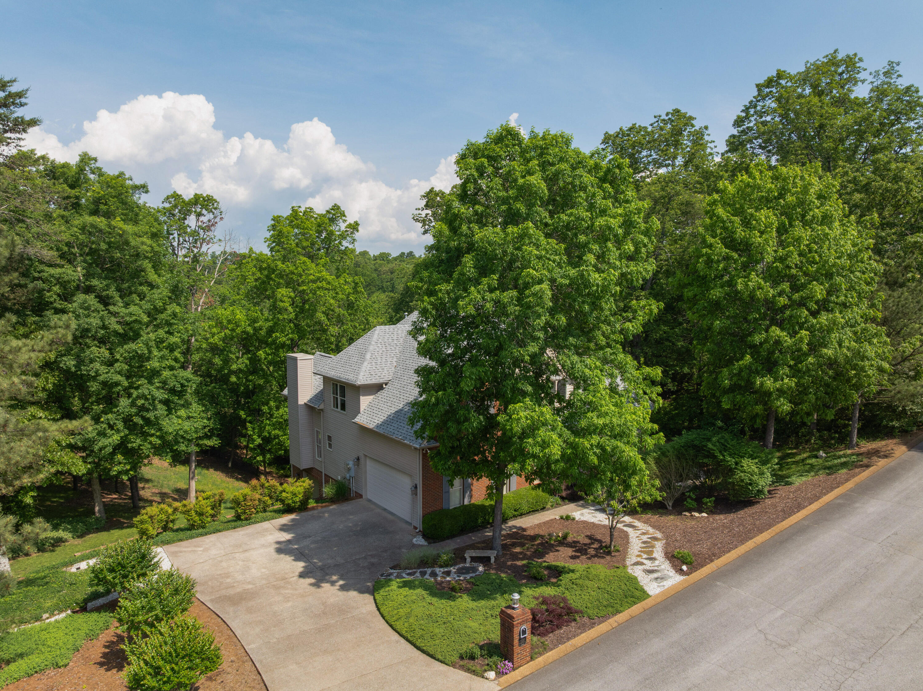 7237 River Run Drive, Chattanooga, Tennessee image 3