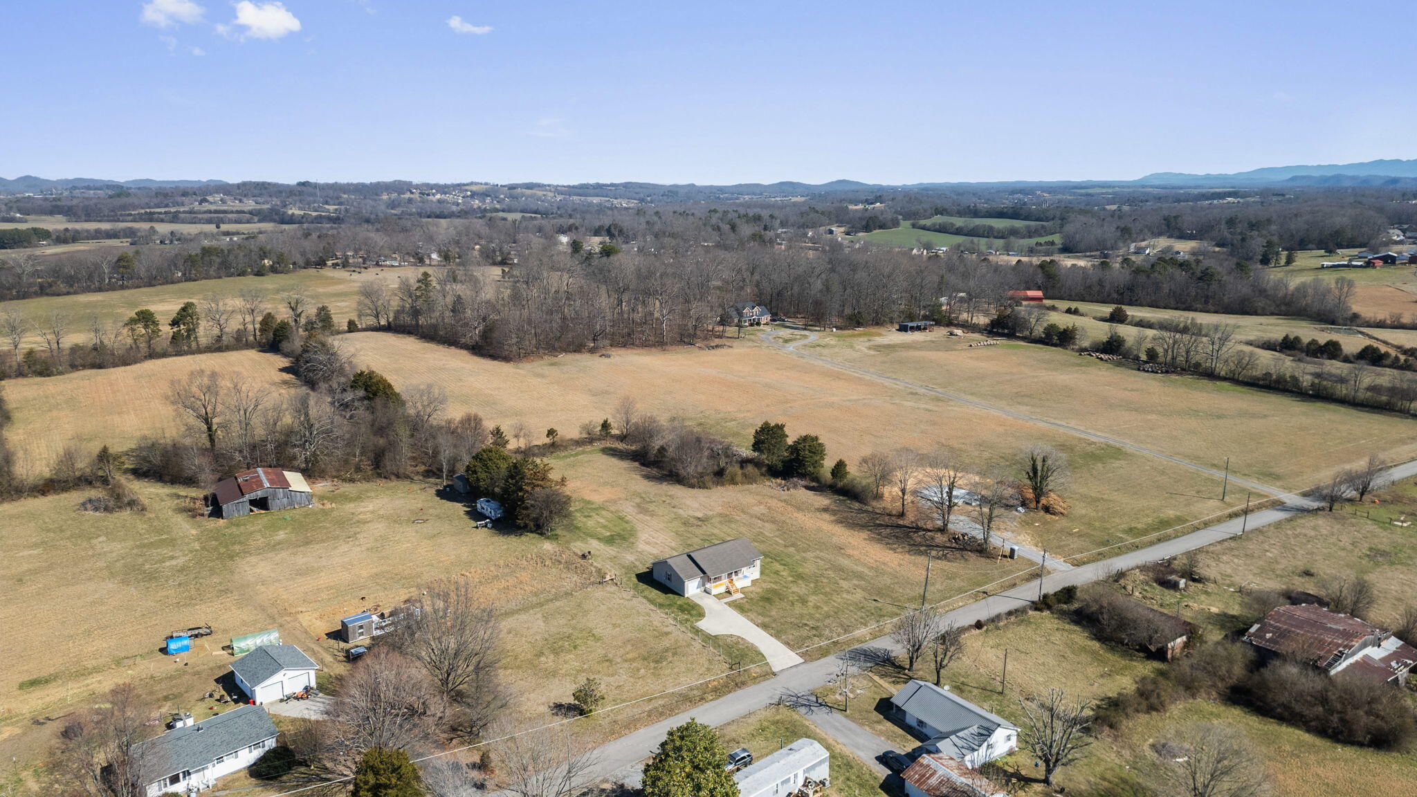 167 Mcclellan Road, Madisonville, Tennessee image 32