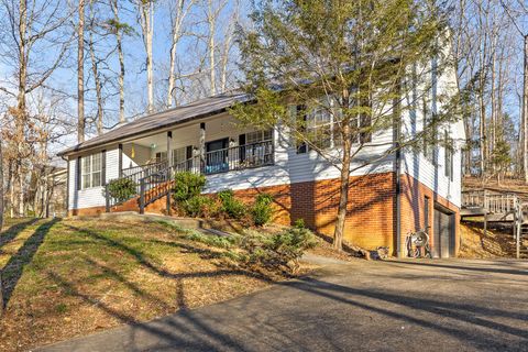Photo of 598 Lake Hills Drive, Trenton, GA 30752 (MLS # 1527052)