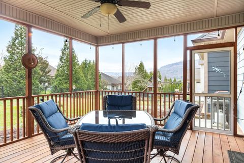 Tiny photo for 1040 Lynnstone Drive, Chattanooga, TN 37405 (MLS # 1529772)