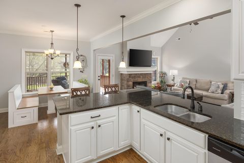 Tiny photo for 1040 Lynnstone Drive, Chattanooga, TN 37405 (MLS # 1529772)