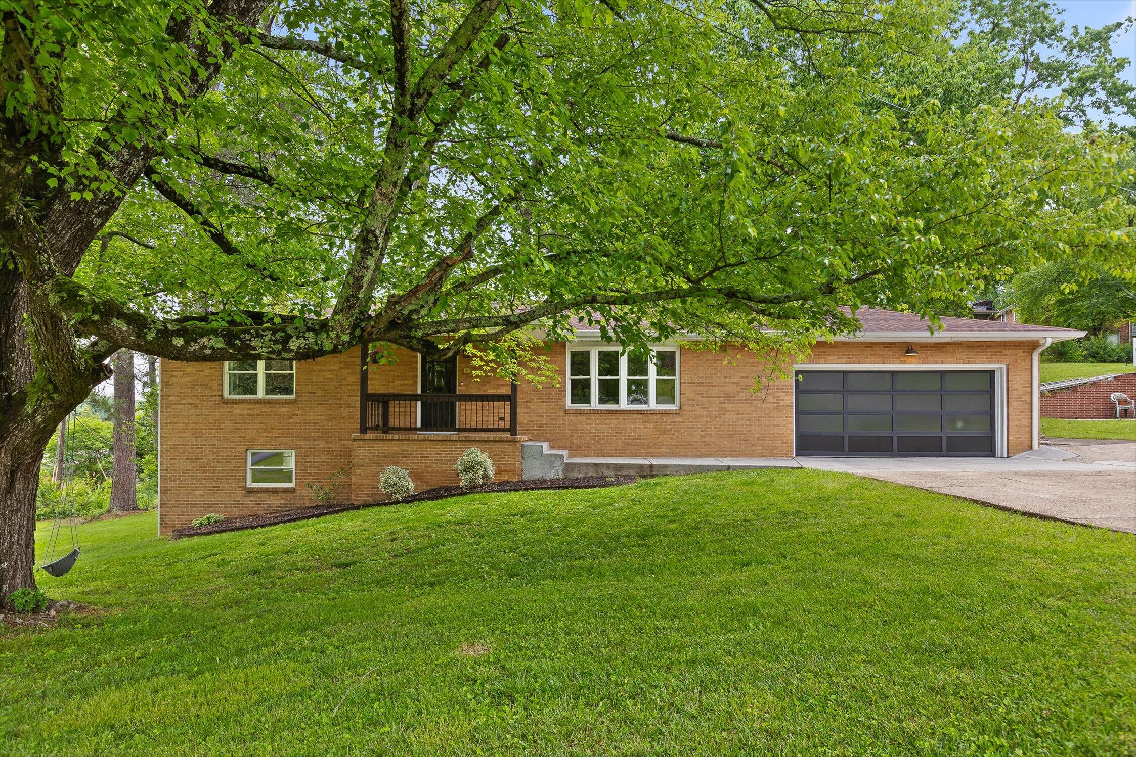 6 Montayne Drive, Rossville, Georgia image 9