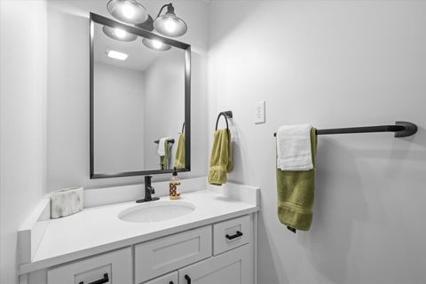 Tiny photo for 318 Freedom Way, Chatsworth, GA 30705 (MLS # 1530573)