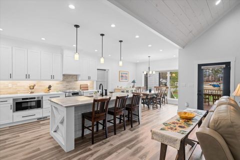 Tiny photo for 318 Freedom Way, Chatsworth, GA 30705 (MLS # 1530573)