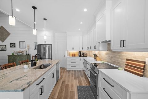 Tiny photo for 318 Freedom Way, Chatsworth, GA 30705 (MLS # 1530573)