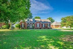 192 Ben La Drive, McMinnville, Tennessee image 3