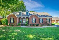 192 Ben La Drive, McMinnville, Tennessee image 4