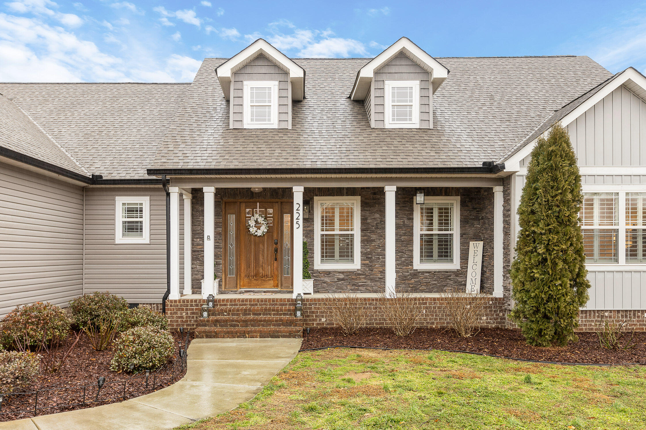 Cleveland, Tennessee 37311, United States, 3 Bedrooms Bedrooms, ,3 BathroomsBathrooms,Residential,Active,82827