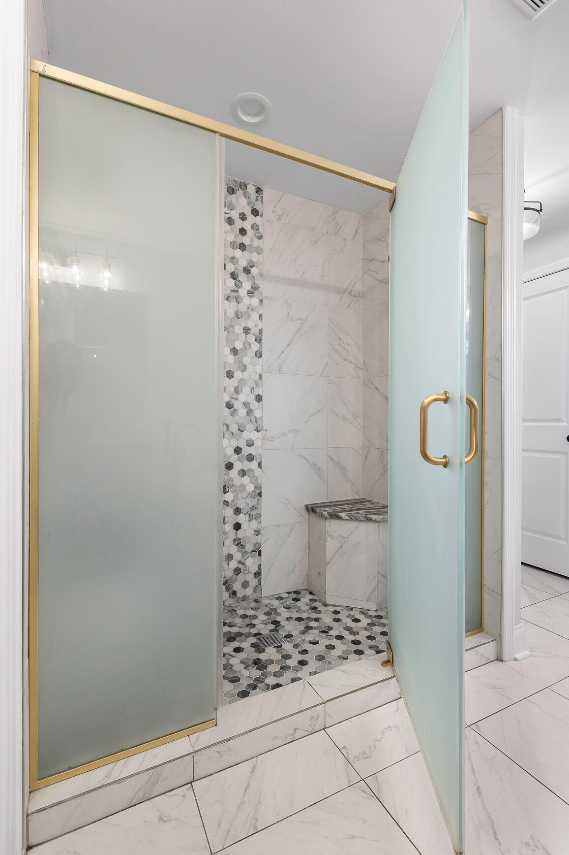 Cleveland, Tennessee 37311, United States, 3 Bedrooms Bedrooms, ,3 BathroomsBathrooms,Residential,Active,82827