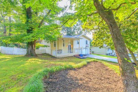 Photo of 1625 Lisa Lynn Drive, Hixson, TN 37343 (MLS # 1515248) Photo of 1625 Lisa Lynn Drive, Hixson, TN 37343 (MLS # 1515248)