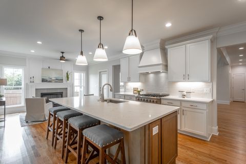 Tiny photo for 2212 Peterson Drive, Chattanooga, TN 37421 (MLS # 1525814)