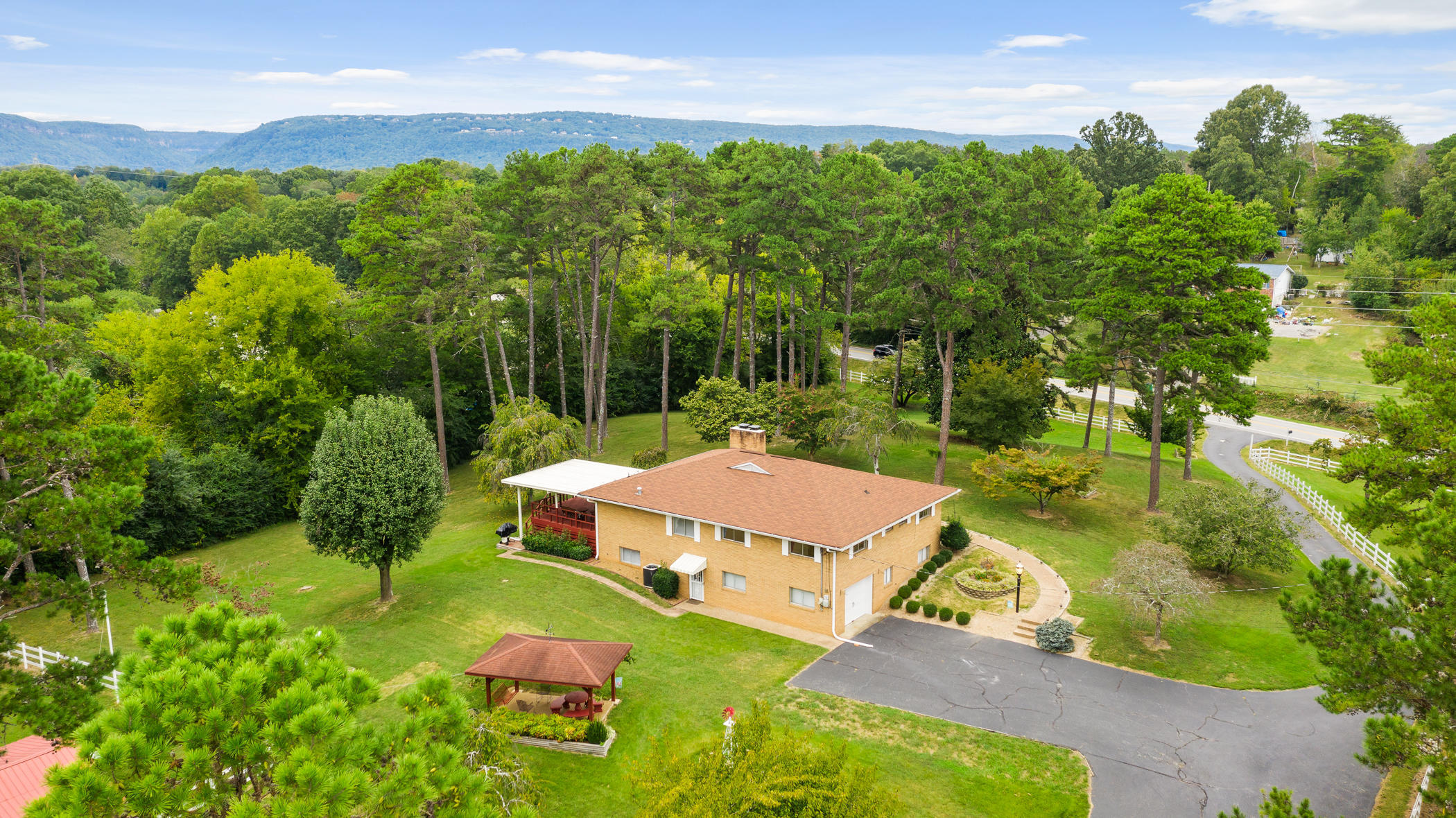 1338 Thrasher Pike, Hixson, Tennessee image 29