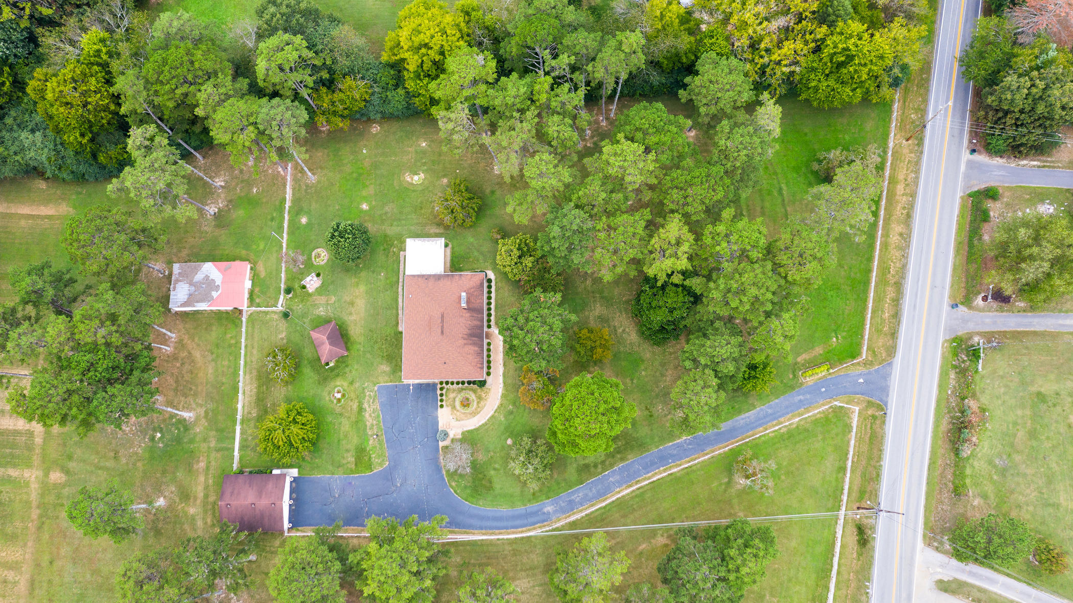 1338 Thrasher Pike, Hixson, Tennessee image 28