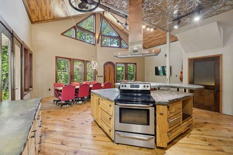 Tiny photo for 1014 Meroney Street, Chattanooga, TN 37405 (MLS # 1518059)