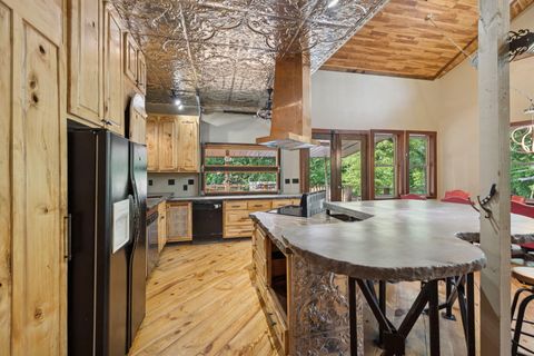 Tiny photo for 1014 Meroney Street, Chattanooga, TN 37405 (MLS # 1518059)