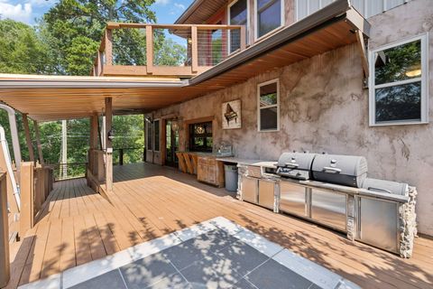 Tiny photo for 1014 Meroney Street, Chattanooga, TN 37405 (MLS # 1518059)