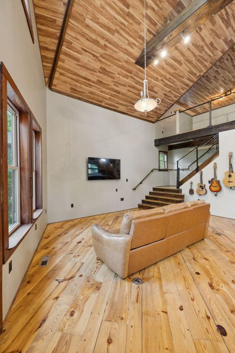 Tiny photo for 1014 Meroney Street, Chattanooga, TN 37405 (MLS # 1518059)