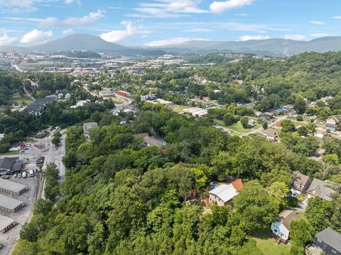 Tiny photo for 1014 Meroney Street, Chattanooga, TN 37405 (MLS # 1518059)