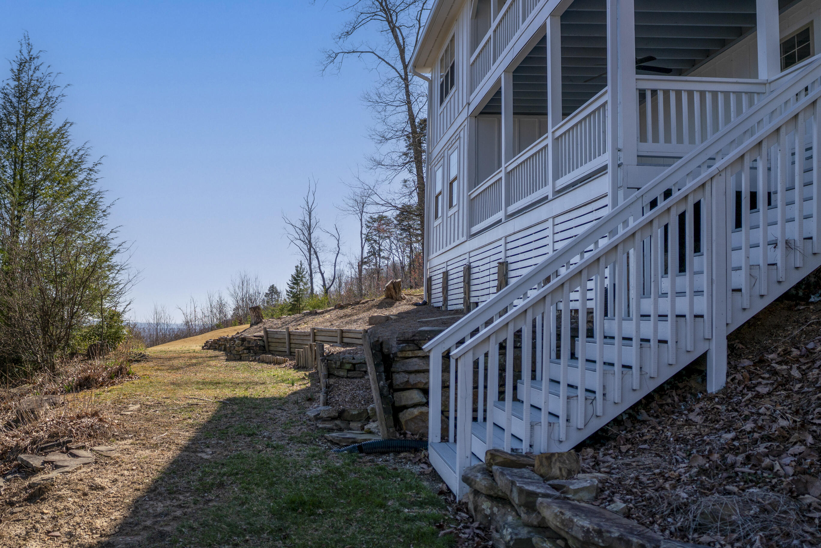 12128 Laurbrow Road, Soddy Daisy, Tennessee image 50