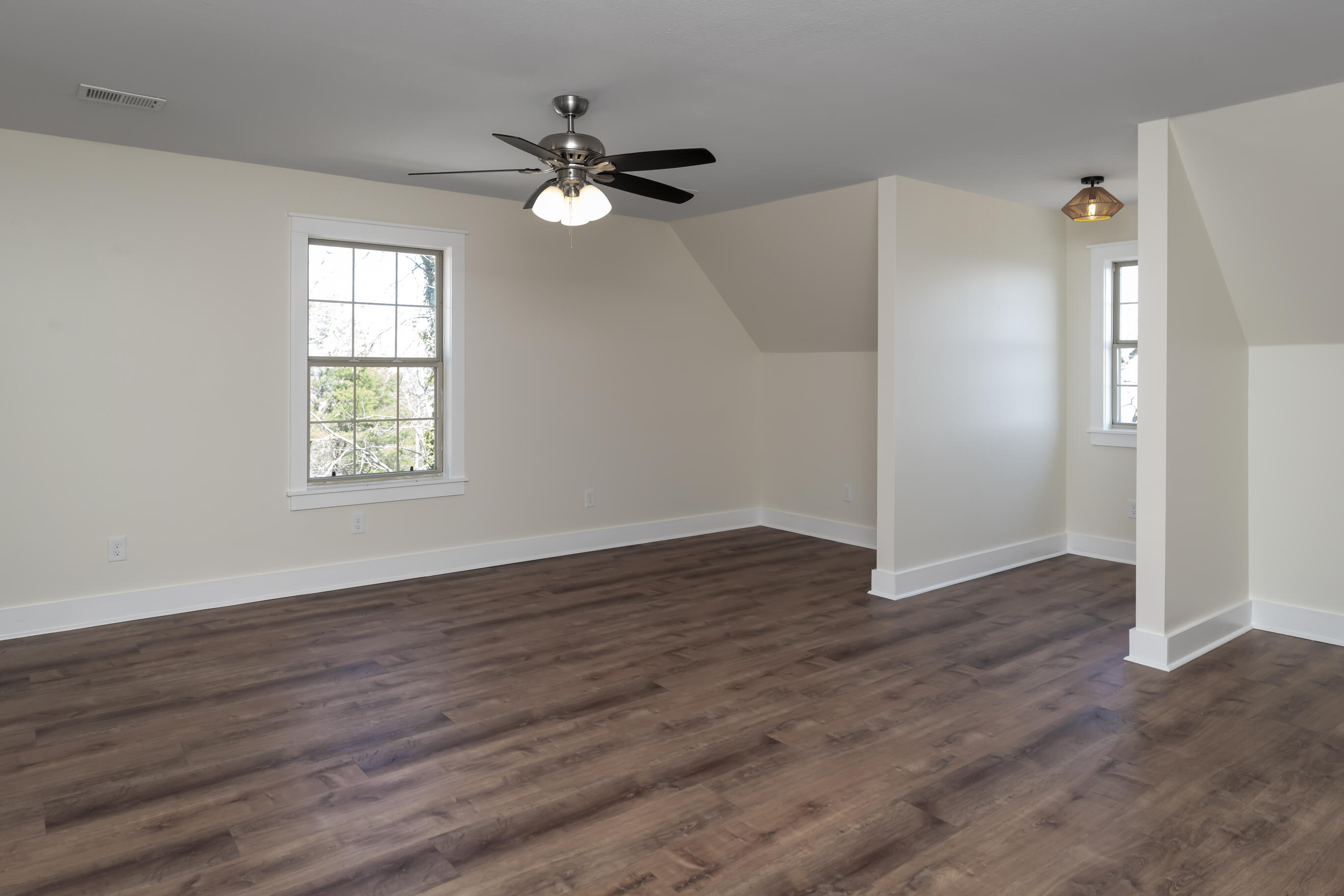 12128 Laurbrow Road, Soddy Daisy, Tennessee image 32