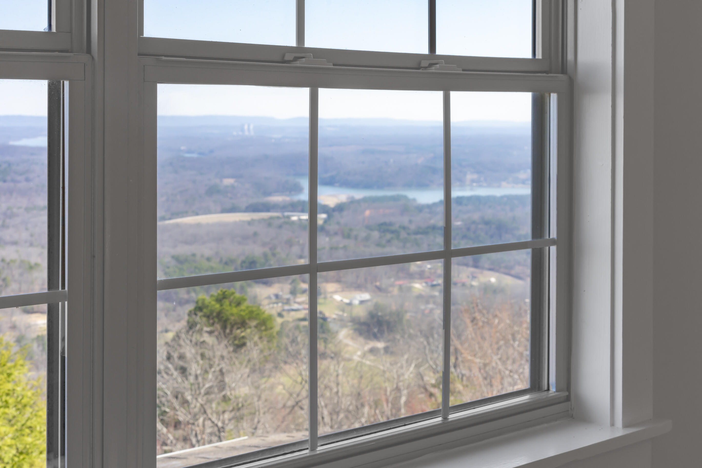 12128 Laurbrow Road, Soddy Daisy, Tennessee image 19