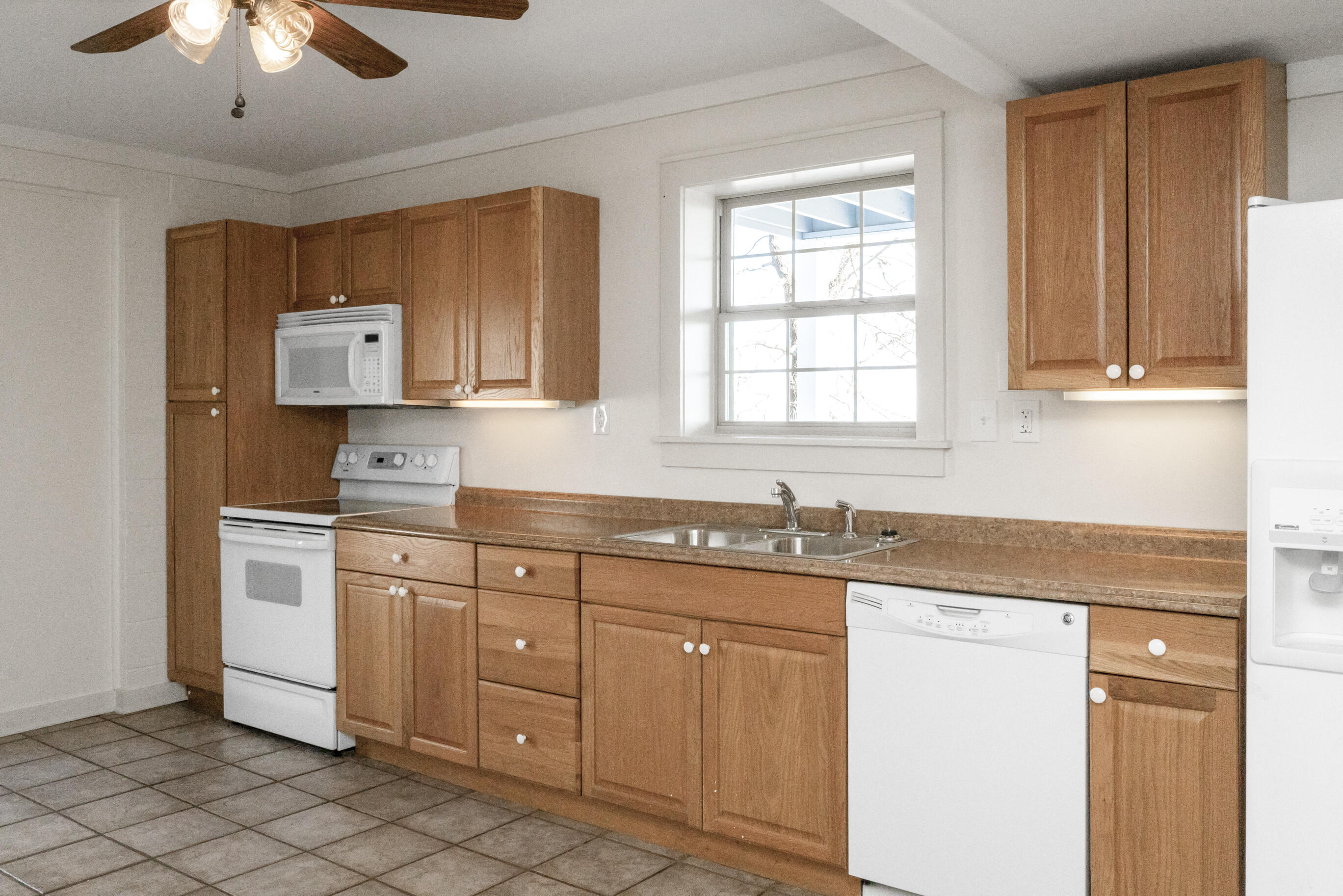 12128 Laurbrow Road, Soddy Daisy, Tennessee image 41