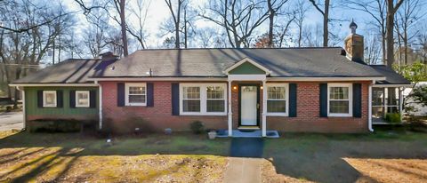 Photo of 201 Dodd Street NW, Rome, GA 30165 (MLS # 1528105)