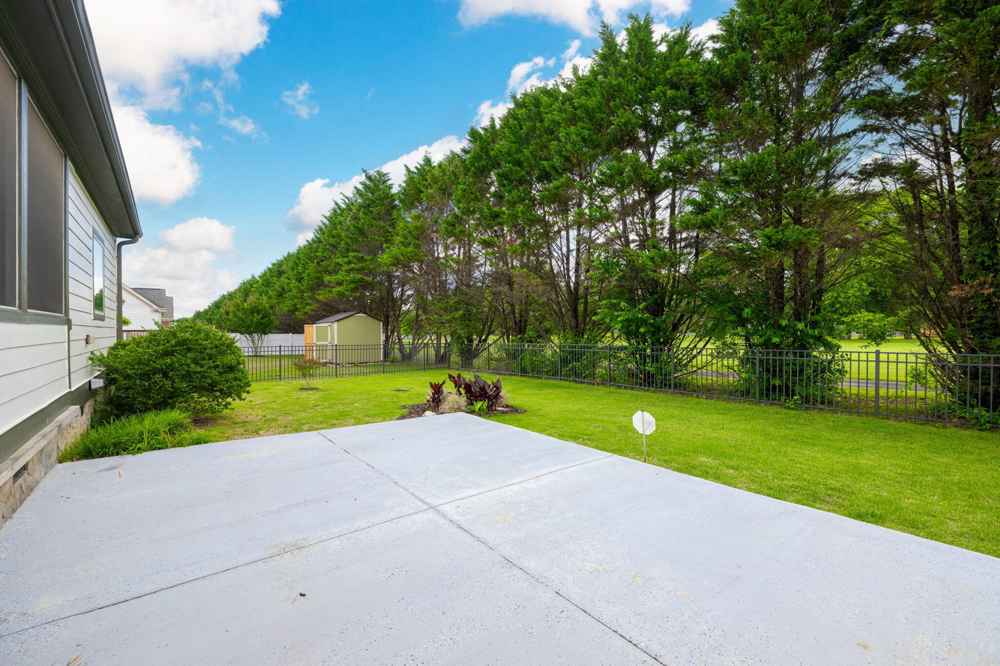 8665 Seven Lakes Drive, Ooltewah, Tennessee image 42