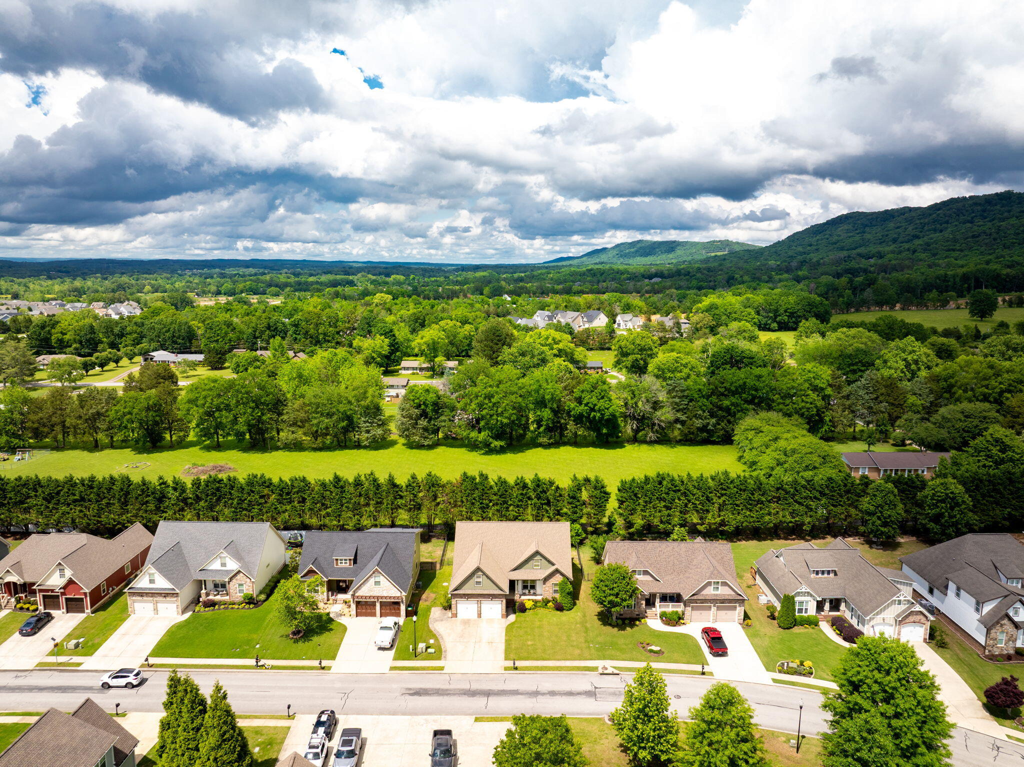 8665 Seven Lakes Drive, Ooltewah, Tennessee image 45