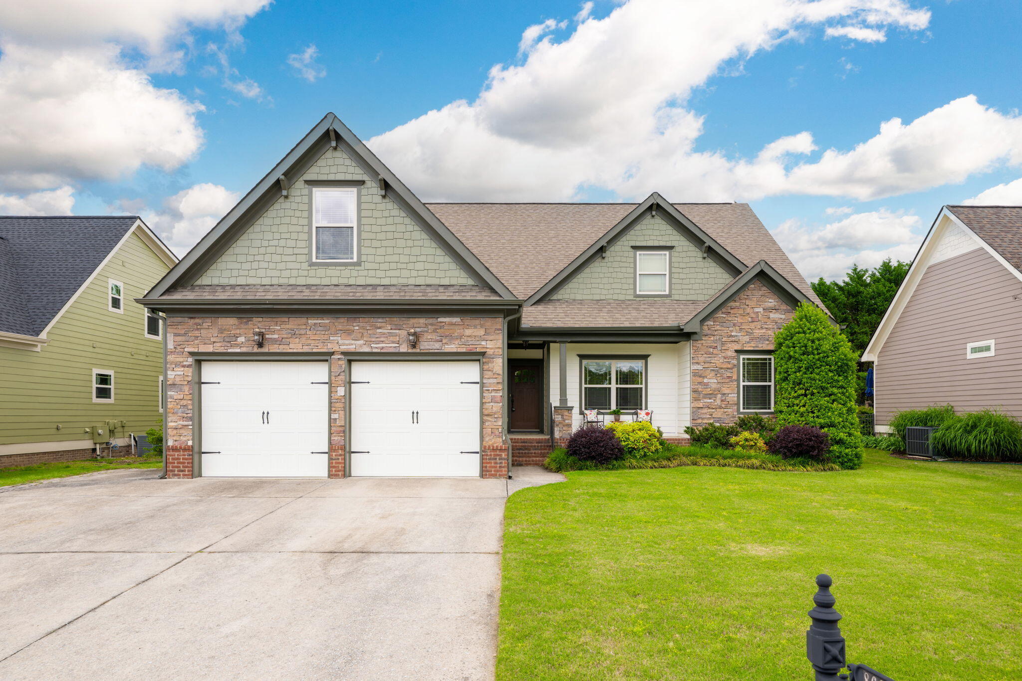 8665 Seven Lakes Drive, Ooltewah, Tennessee image 1