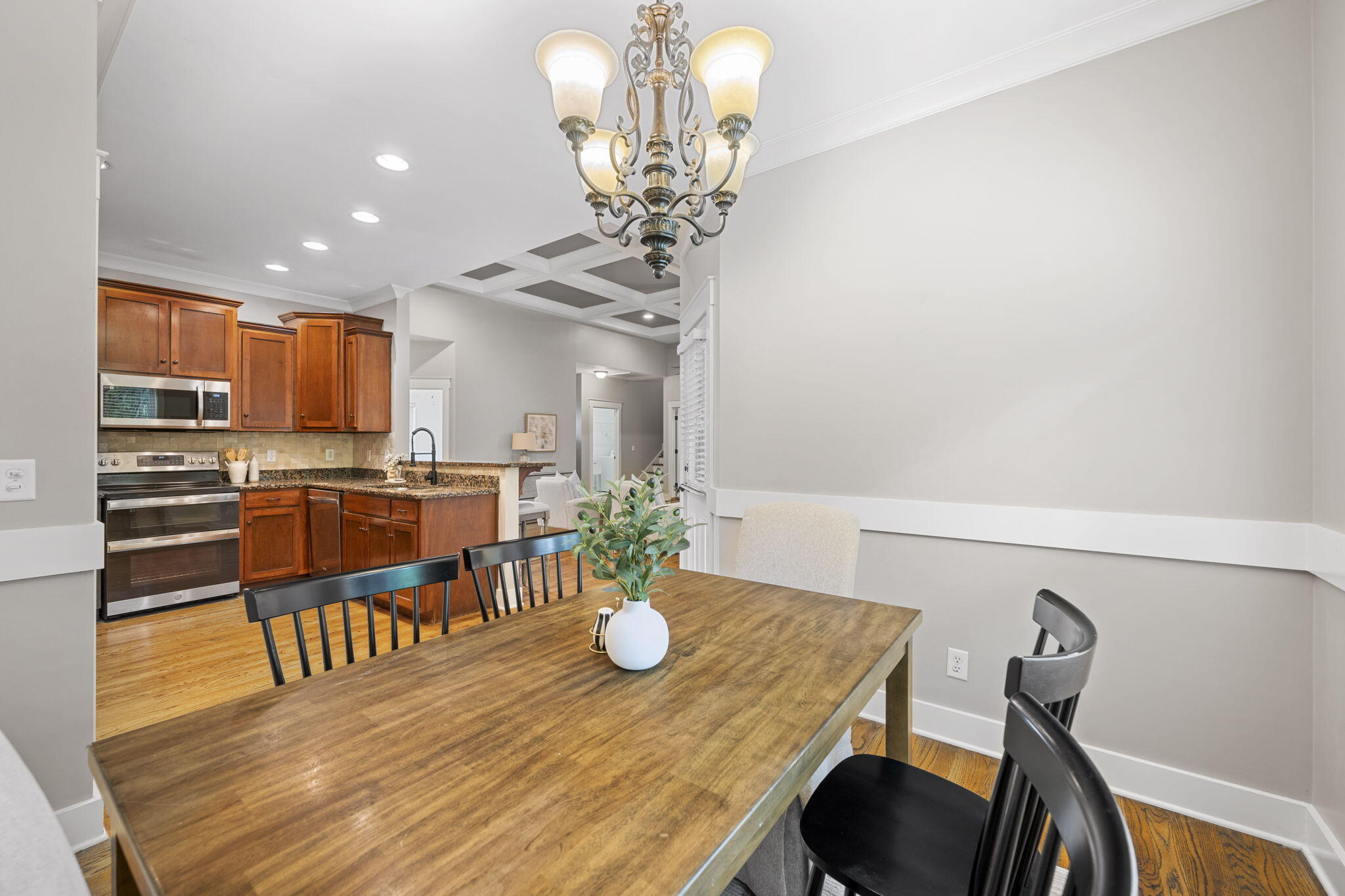 8665 Seven Lakes Drive, Ooltewah, Tennessee image 19