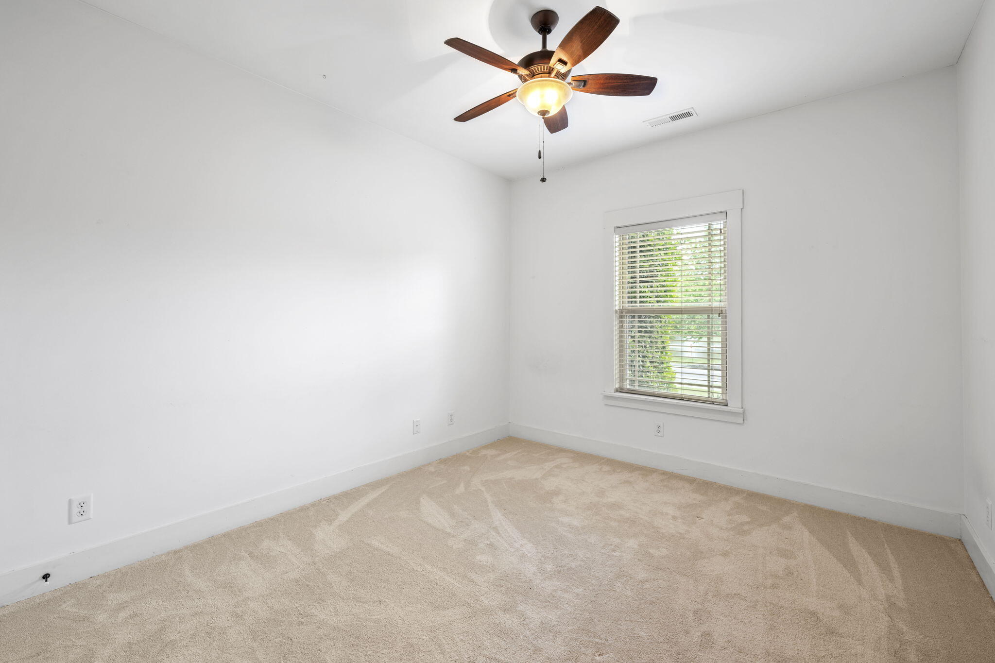 8665 Seven Lakes Drive, Ooltewah, Tennessee image 32