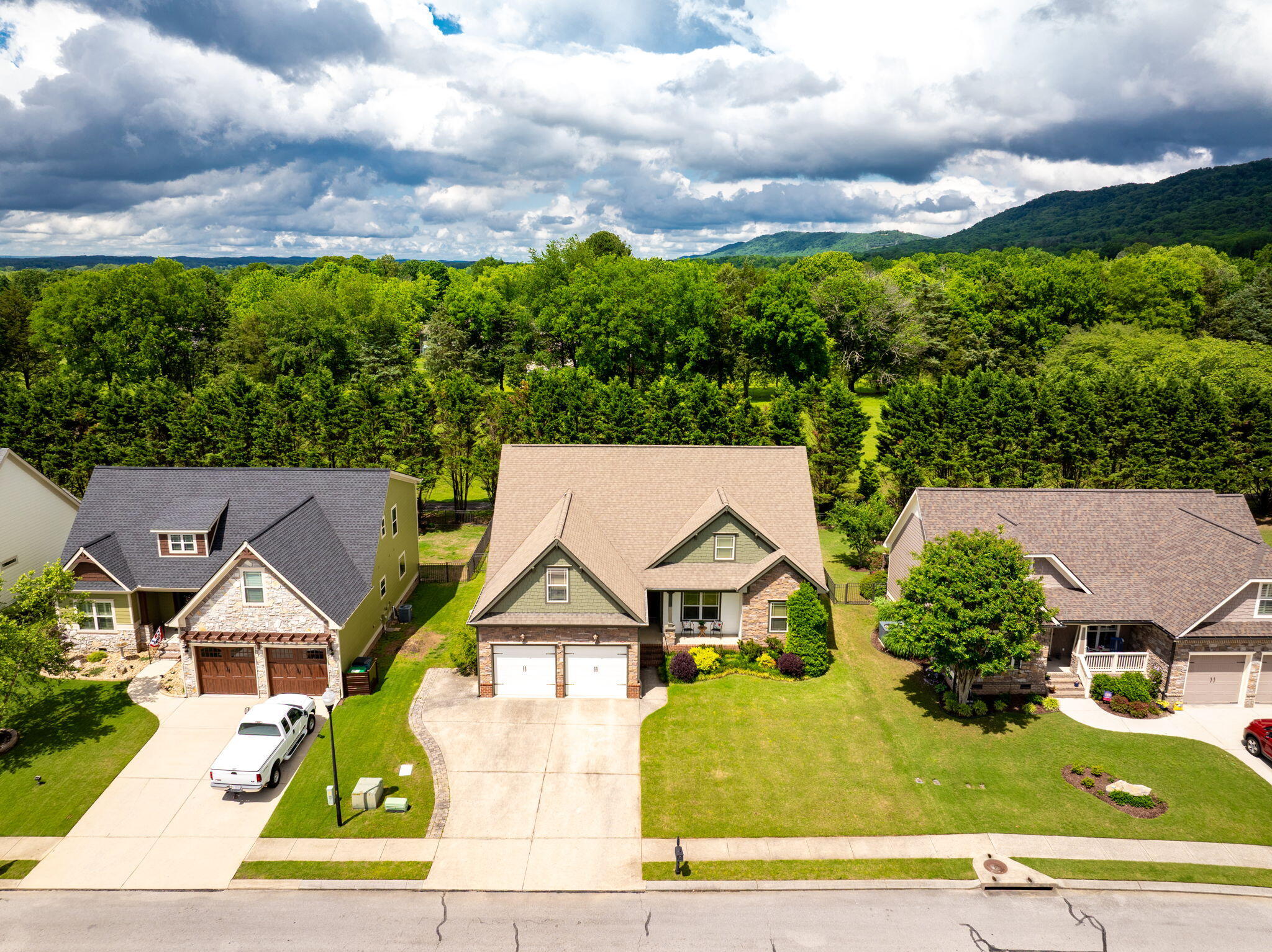 8665 Seven Lakes Drive, Ooltewah, Tennessee image 44