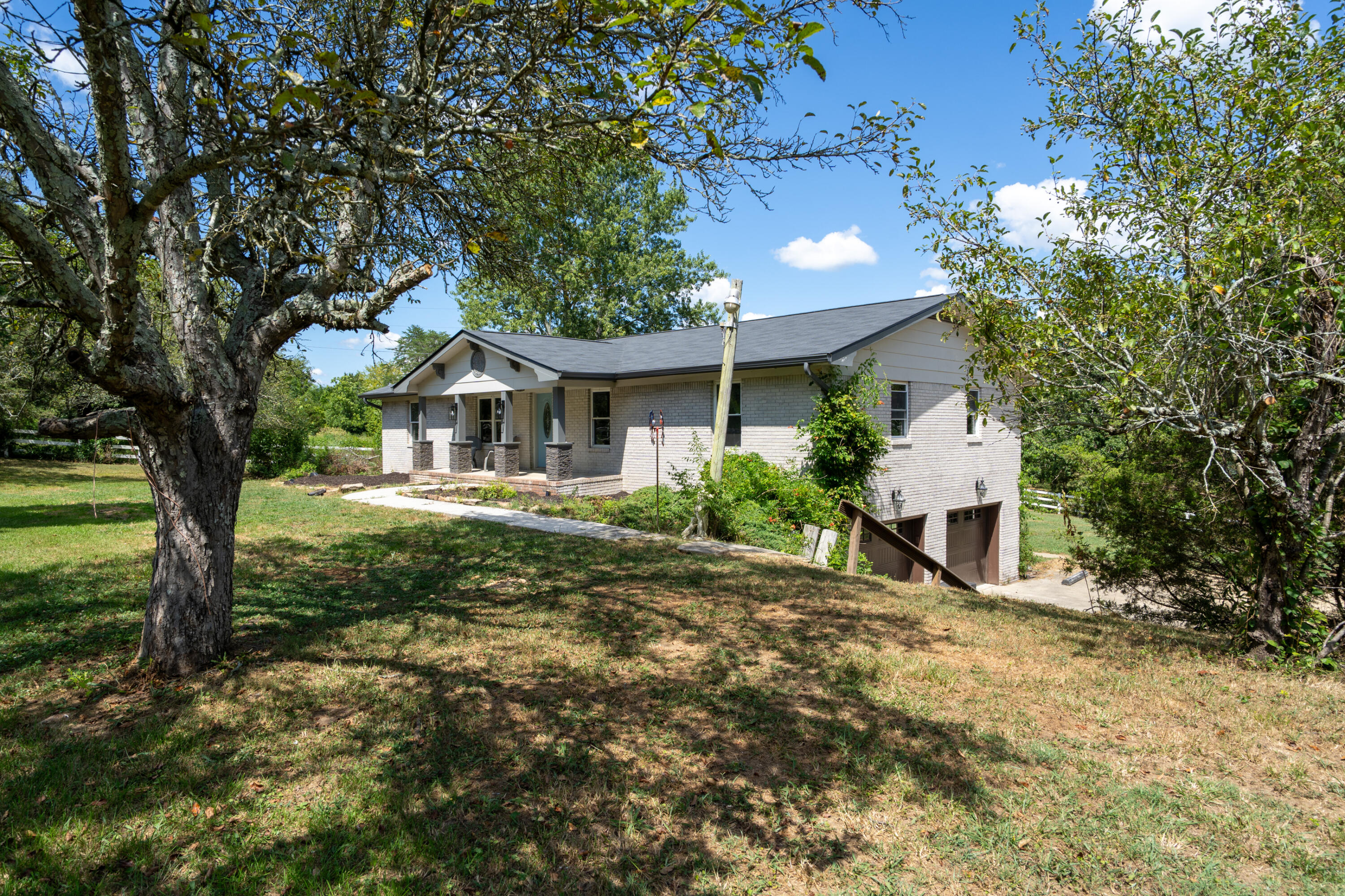790 Kendricks Switch Road