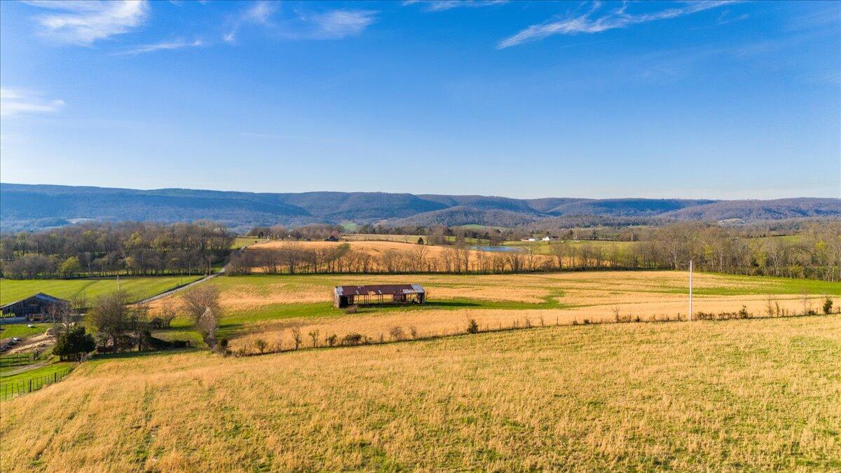 11414 Upper East Valley Road, Pikeville, Tennessee image 14