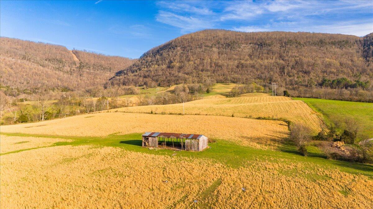 11414 Upper East Valley Road, Pikeville, Tennessee image 13