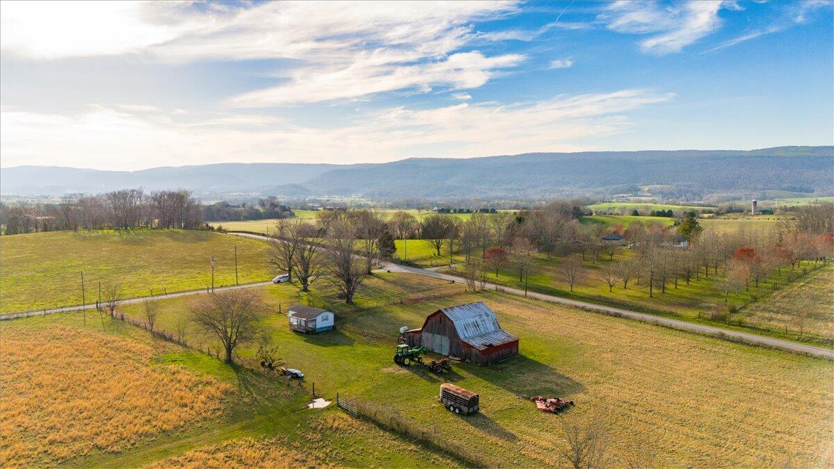 11414 Upper East Valley Road, Pikeville, Tennessee image 10
