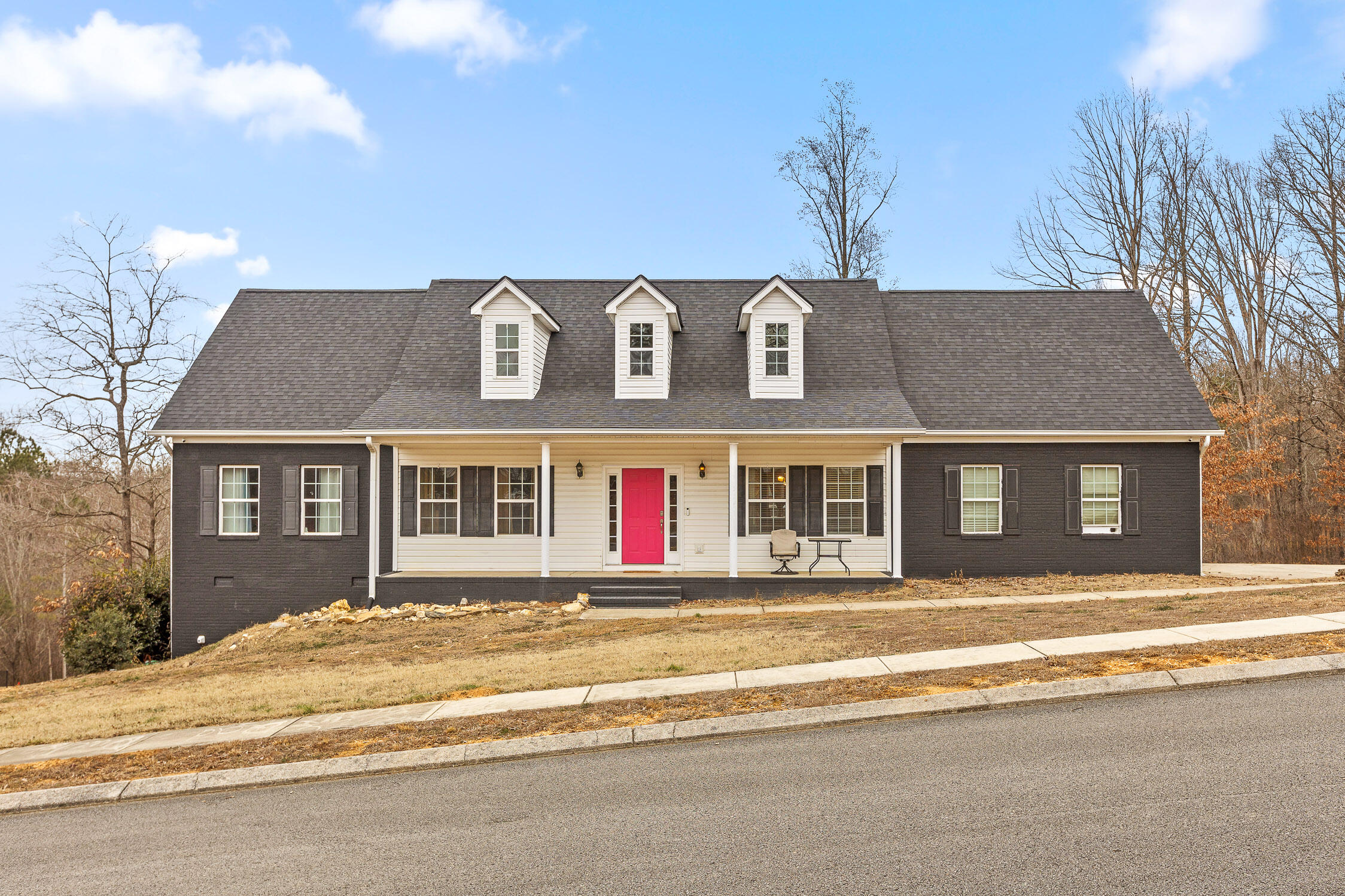 1040 S Ridge Drive, Dalton, Georgia image 1