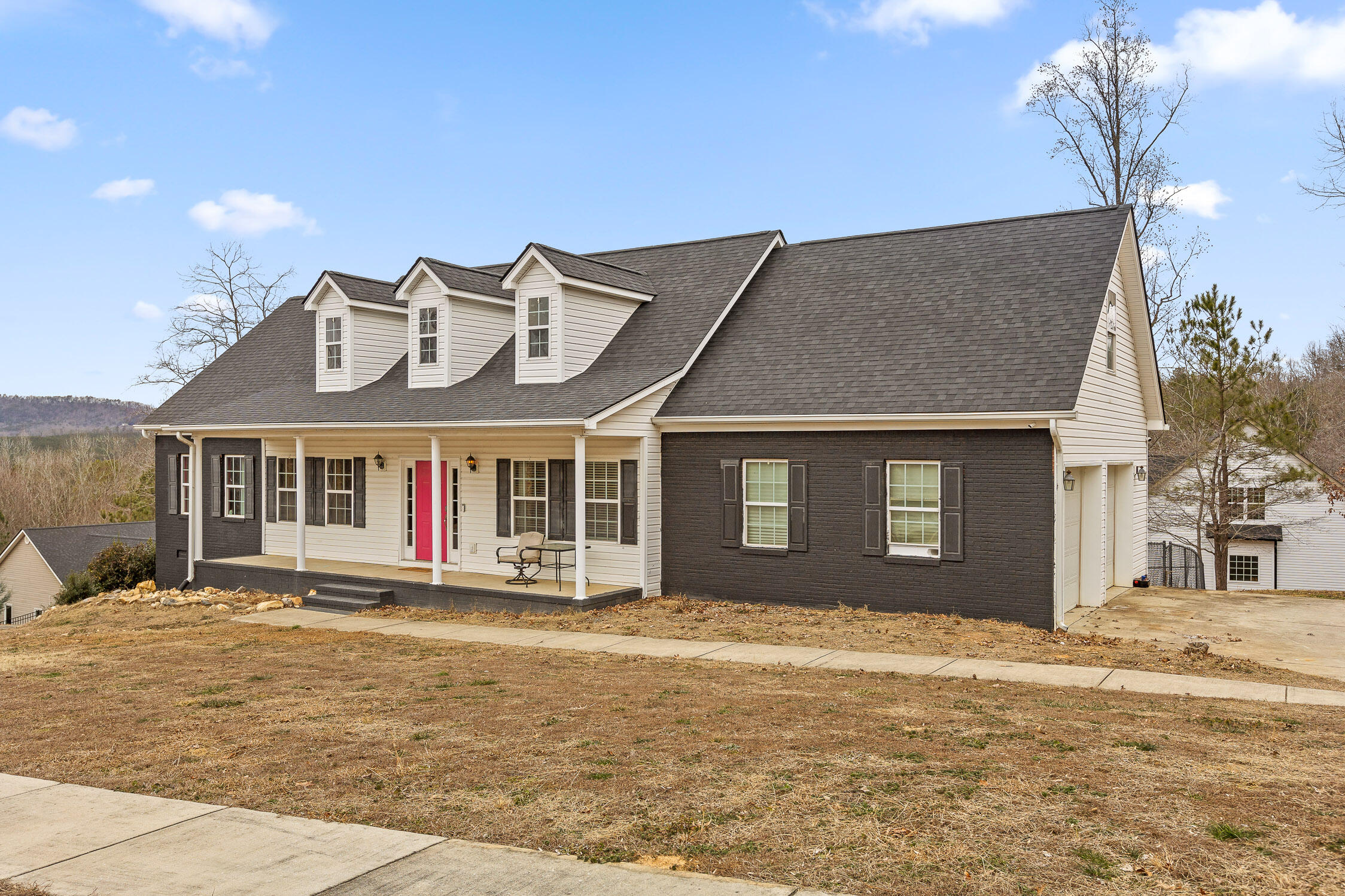 1040 S Ridge Drive, Dalton, Georgia image 4