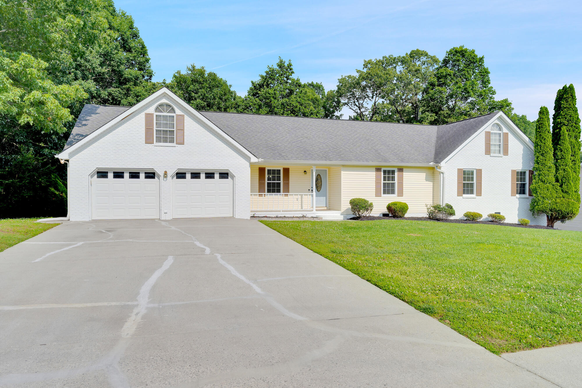 656 Blue Bird Lane, Ringgold, Georgia image 4