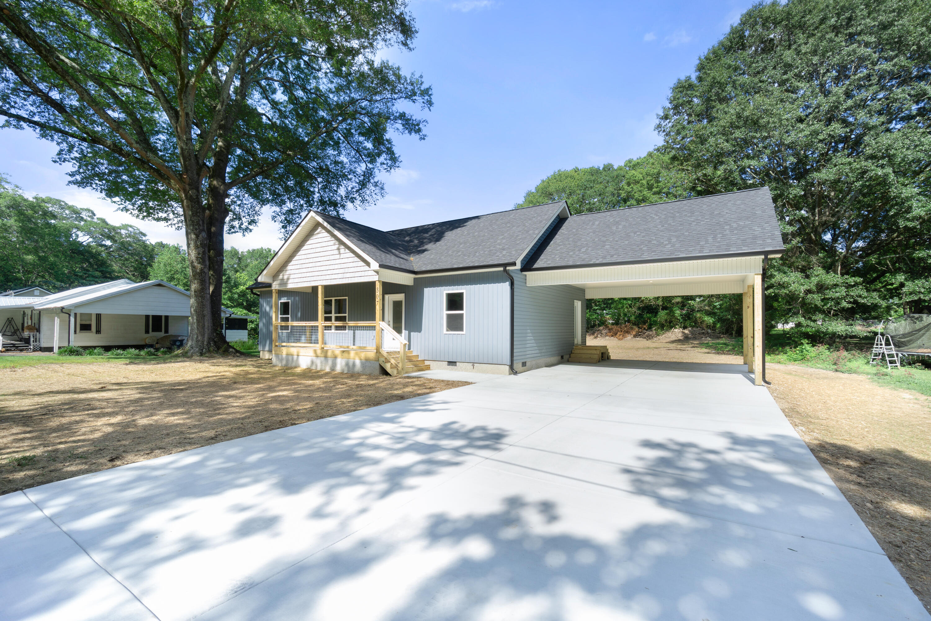 307 Cavender Street