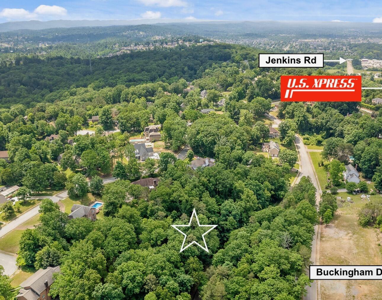 4738 Buckingham Drive, Chattanooga, Tennessee image 2