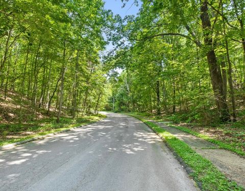 Photo of 4738 Buckingham Drive, Chattanooga, TN 37421 (MLS # 1512858)