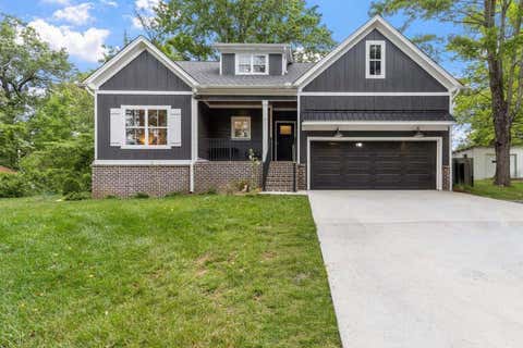 Photo of 817 Bell Avenue, Signal Mountain, TN 37377 (MLS # 1535815) Photo of 817 Bell Avenue, Signal Mountain, TN 37377 (MLS # 1535815)